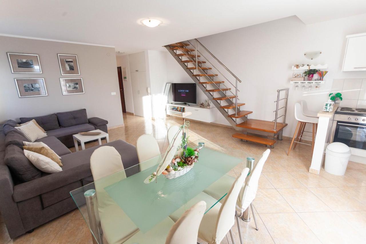 Apartment Jerry With Private Pool Milna  Ngoại thất bức ảnh